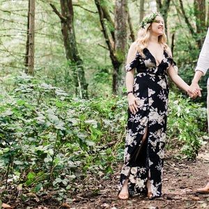 Missguided Black Floral Cold Shoulder Maxi Dress